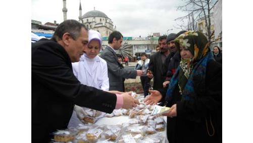 Belediye Bakan Ylmaz, Bolulularn kandilini kutlad